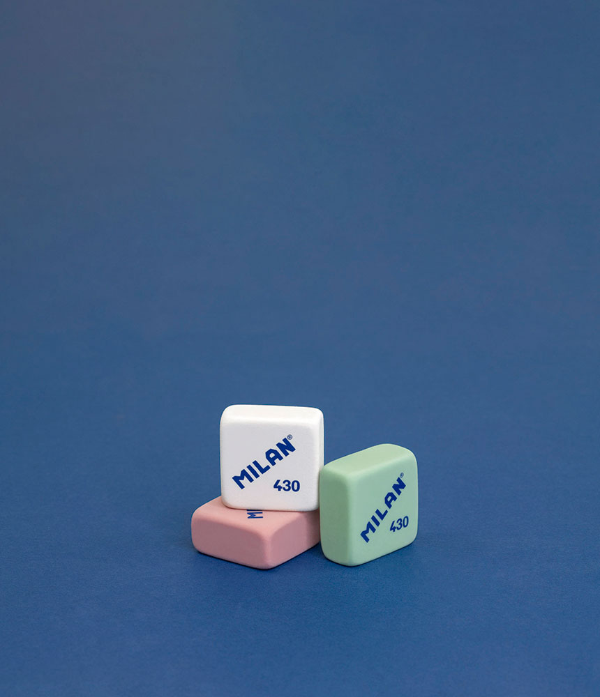 04483-EC Gumica MILAN 430 četvrtasta u boji P30/750
