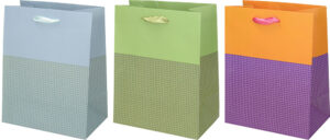 240901-EC Vrećica M svakodnevna mat sort 18x23x10cm 75066 P12/240