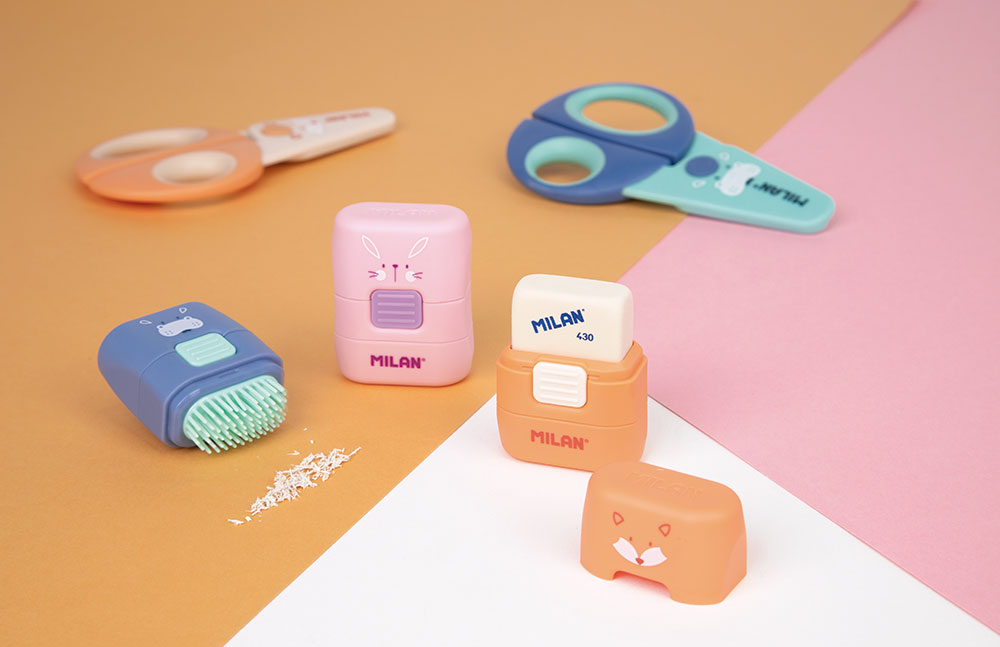 240981-EC Gumica sa četkicom MILAN Compact Fun Animals displej P16/160