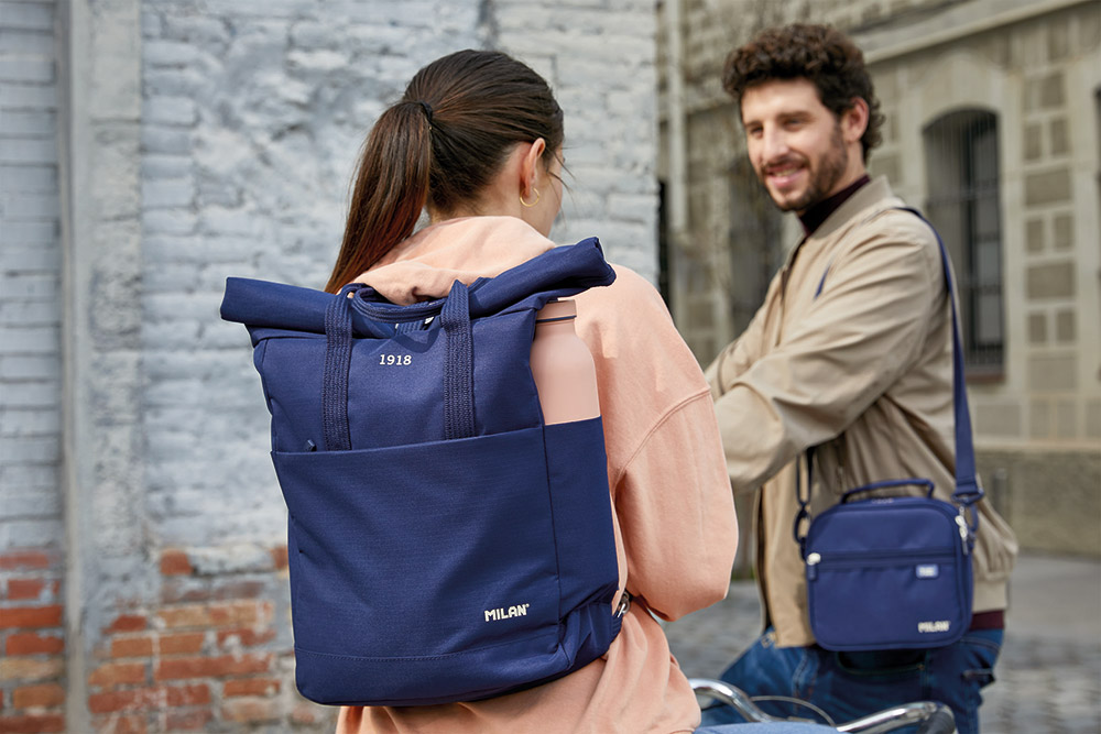 241046-EC Ruksak MILAN 1918 Rollup 10lit plavi P10