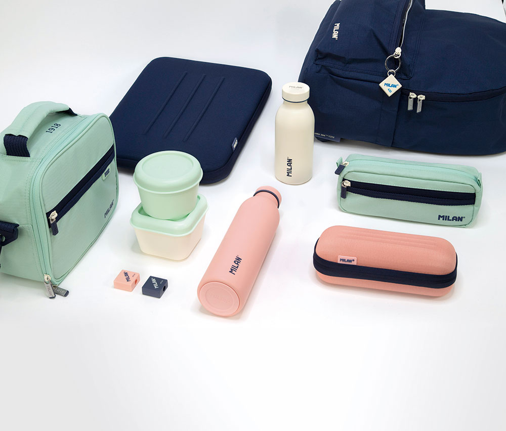 241392-EC Pernica ovalna polu-tvrda MILAN serija 1918, boja breskve P20