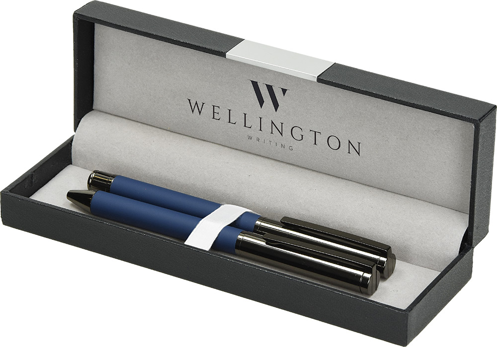 244975-EC Set pisaći Wellington Stamford ol.kem + roler plavi u poklon kutiji P1/