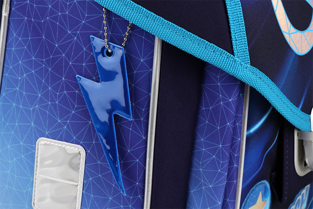 245110-EC Torba prv.anat. Karbon SUPER HERO P4