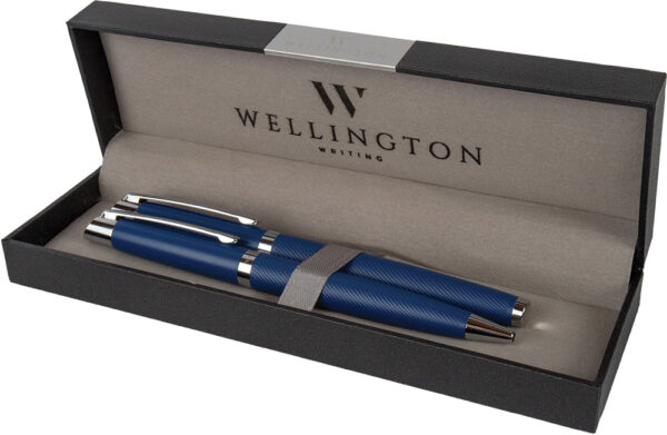 247566-EC Set pisaći Wellington Liberty ol.kem i roler plavi u poklon kutiji