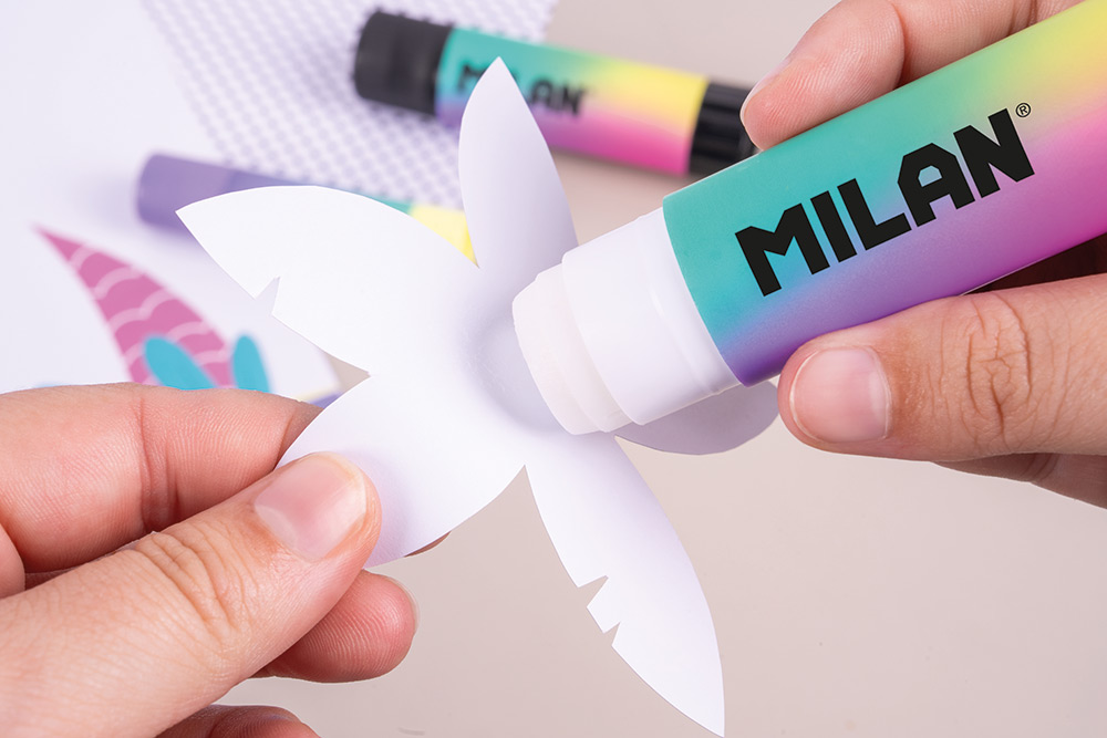 248694-EC Ljepilo u stiku 21g MILAN Sunset display 12/1 P12/288