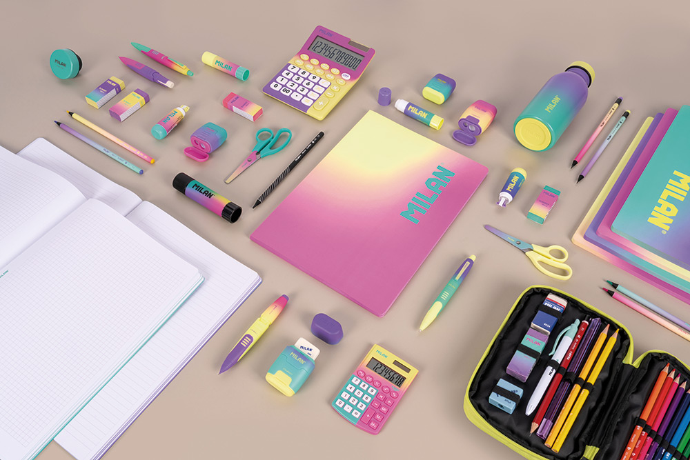 248697-EC Bilježnica A4/D MILAN Sunset, 48L 95gr papir perforirani, roza P24